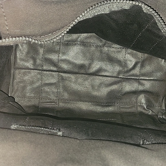 Authentic Marc Jacobs Medium tote bag - Picture 9 of 10